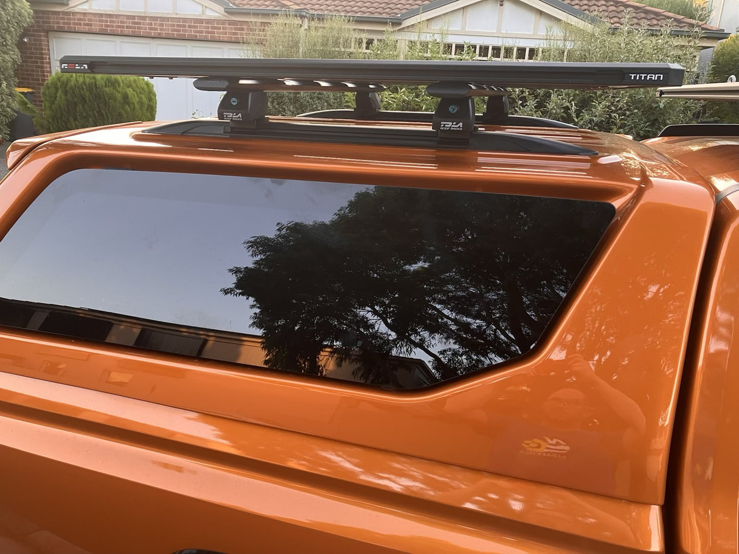 2xBlack Roof racks / Cross bars for Volkswagen ID.4 2024-2026