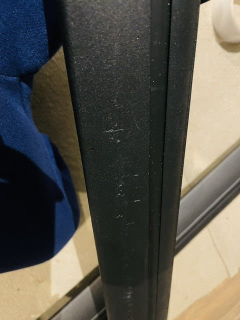 Black Racks with minor scratch for Milton