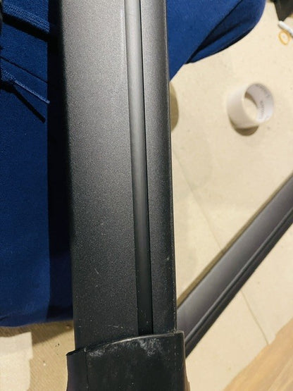 Black Racks with minor scratch for Milton